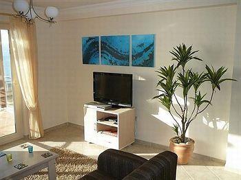Royal Heights Apartments Богазычи Экстерьер фото